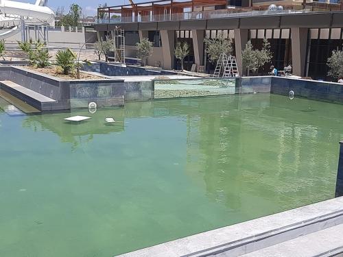 Antalya Manavgat Otel Cam Havuz