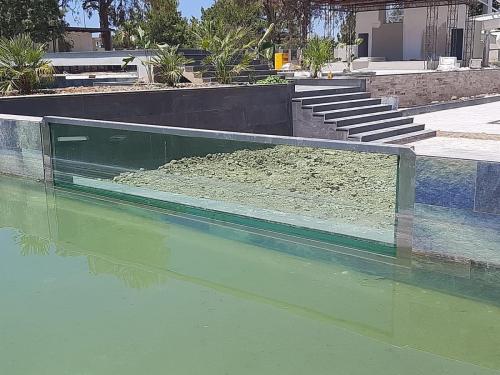 Antalya Manavgat Otel Cam Havuz