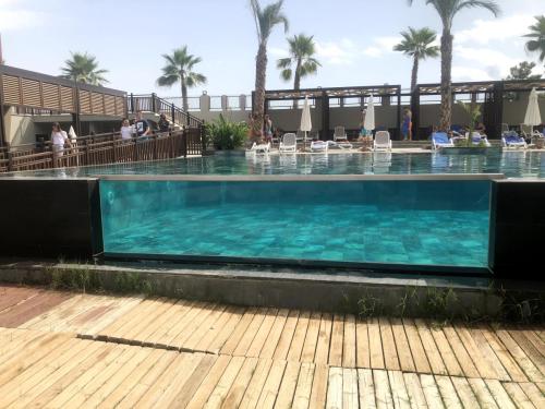 Antalya Manavgat Otel Cam Havuz